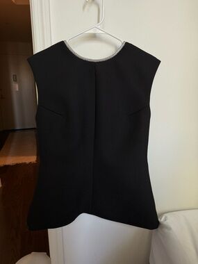 RÓHE Open Back Appliqué Top